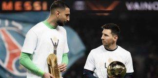 Donnarumma e Messi si guardano