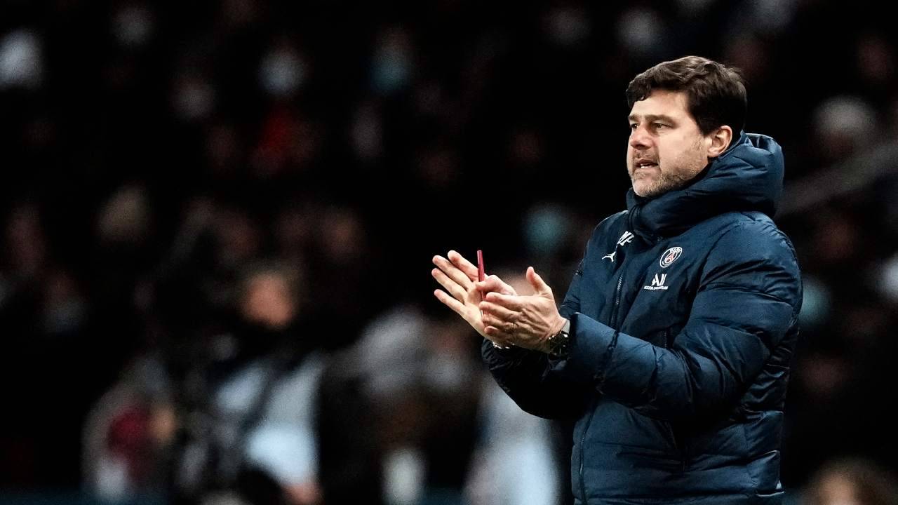 Pochettino applaude a bordocampo PSG