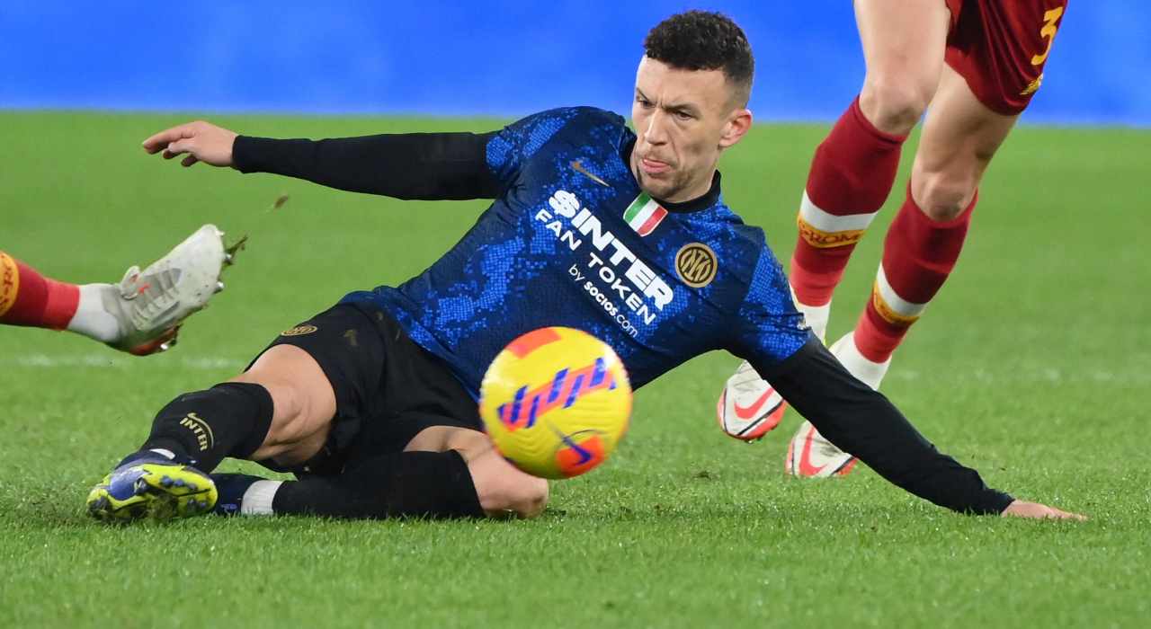 Ivan Perisic in scivolata