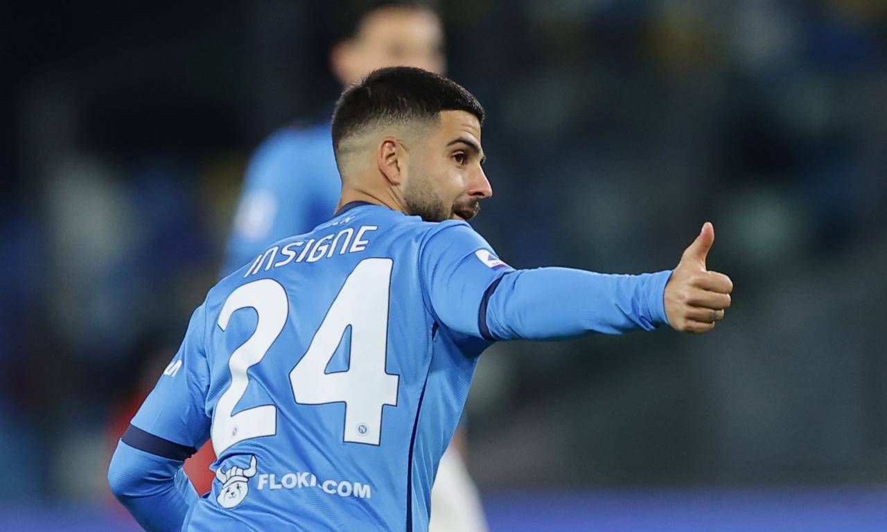 Napoli, gesto di intesa di Insigne 