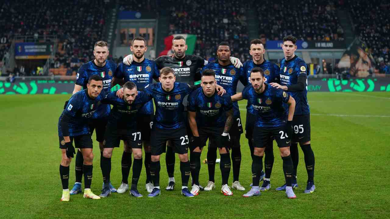 Inter squadra in posa per la foto