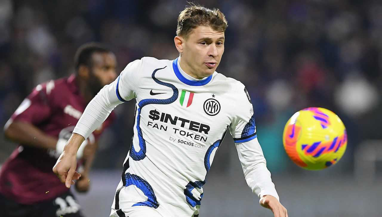 Barella porta palla in Salernitana-inter