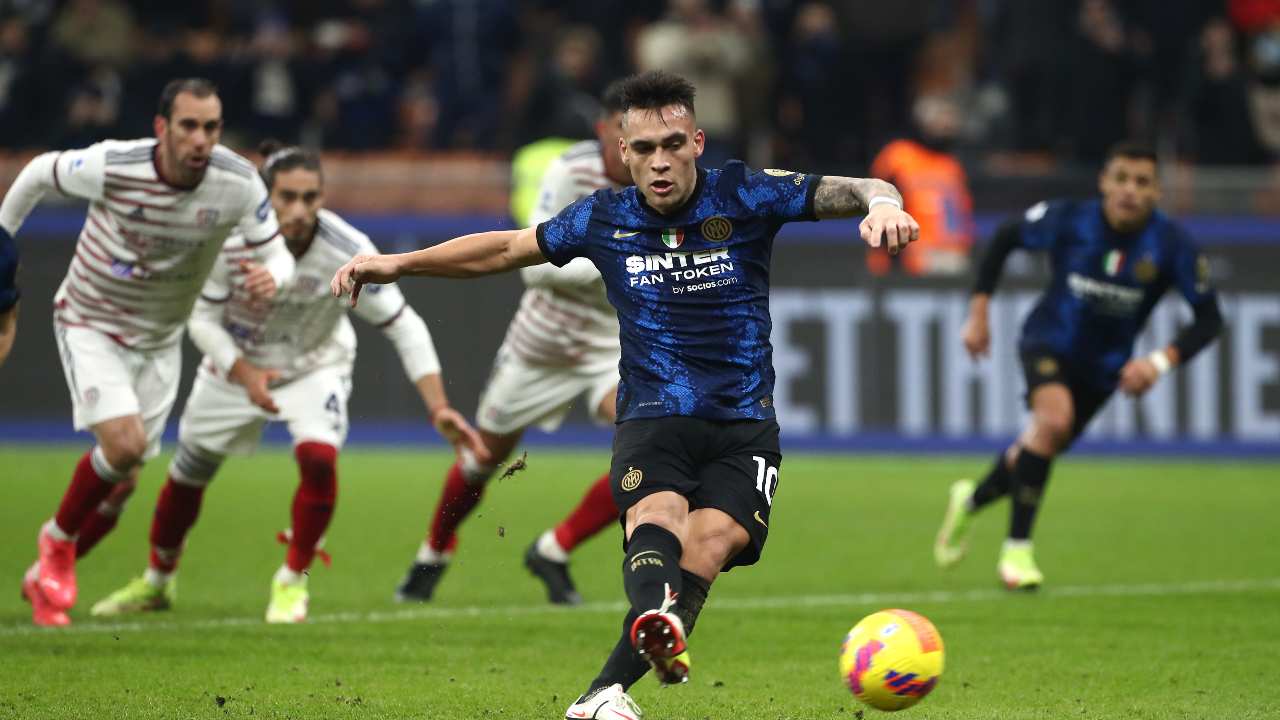 Lautaro tira il rigore Inter