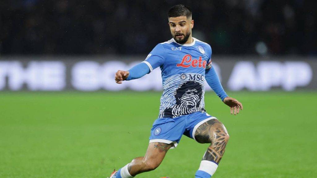 Lorenzo Insigne in azione col Napoli