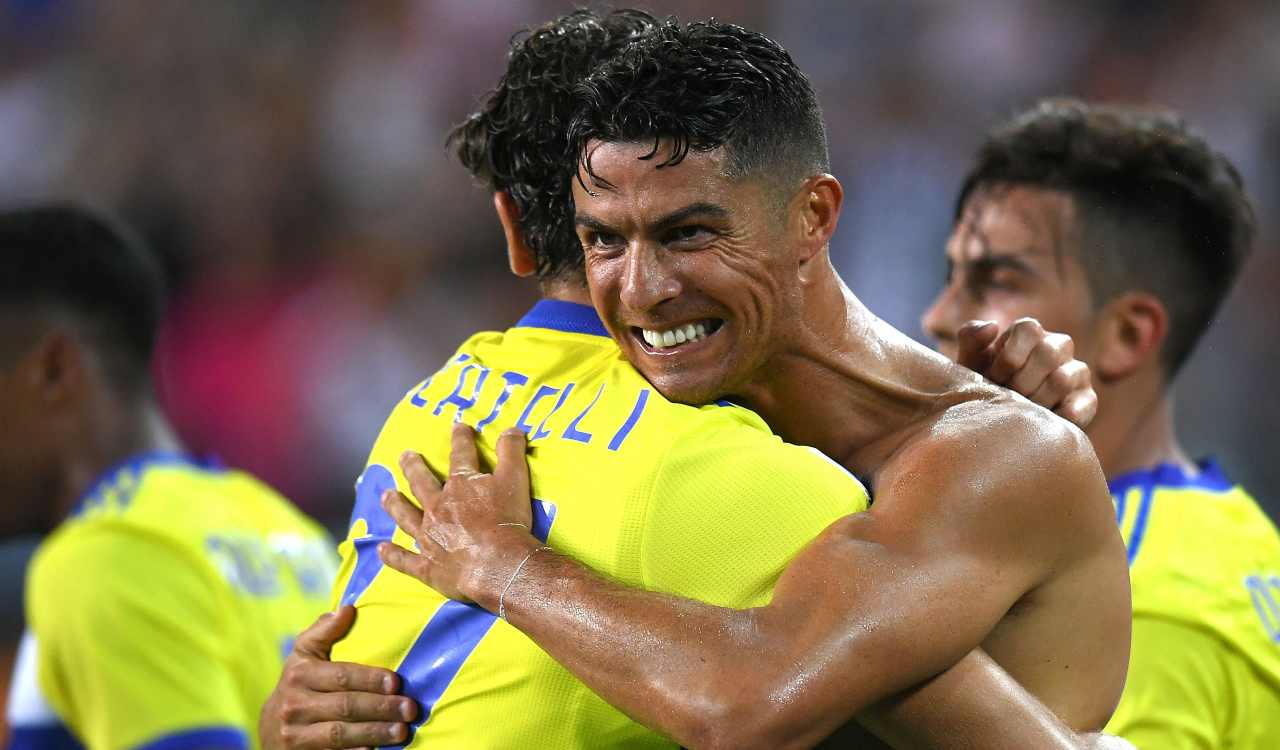 Ronaldo abraça Gio Jorge