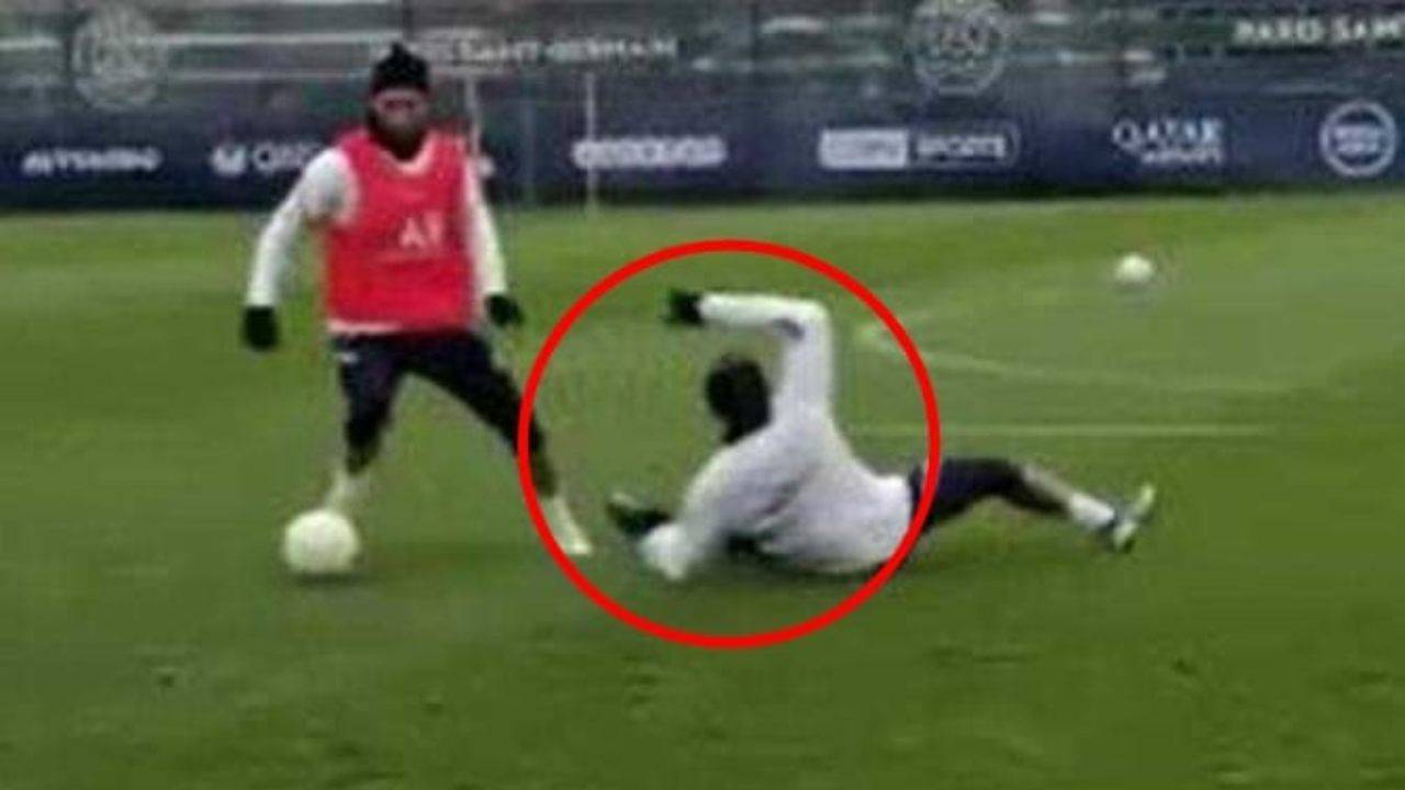 Ramos salta Icardi steso a terra PSG