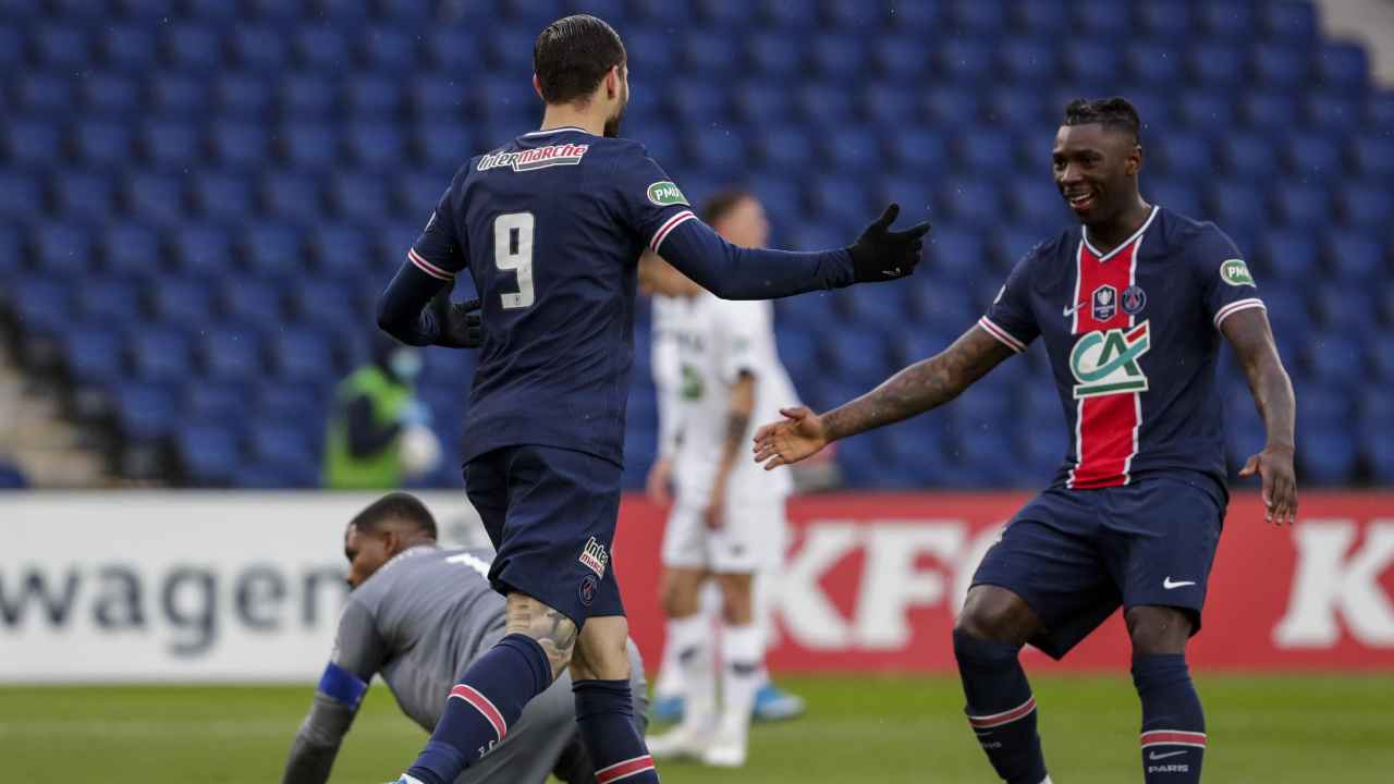 Icardi e Kean esultano dopo il gol PSG