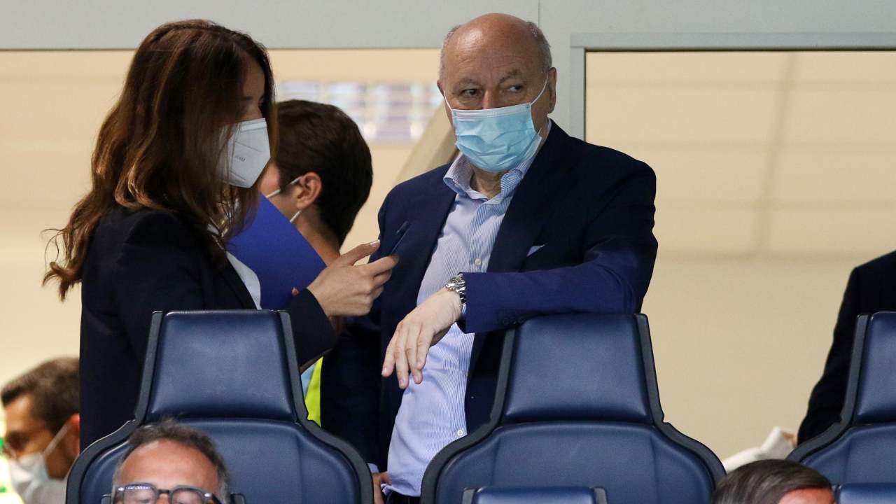 Beppe Marotta in tribuna