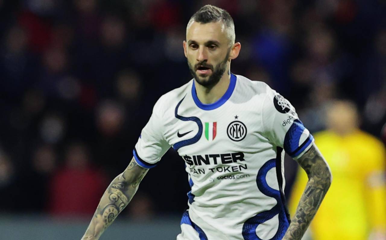 Brozovic porta palla 