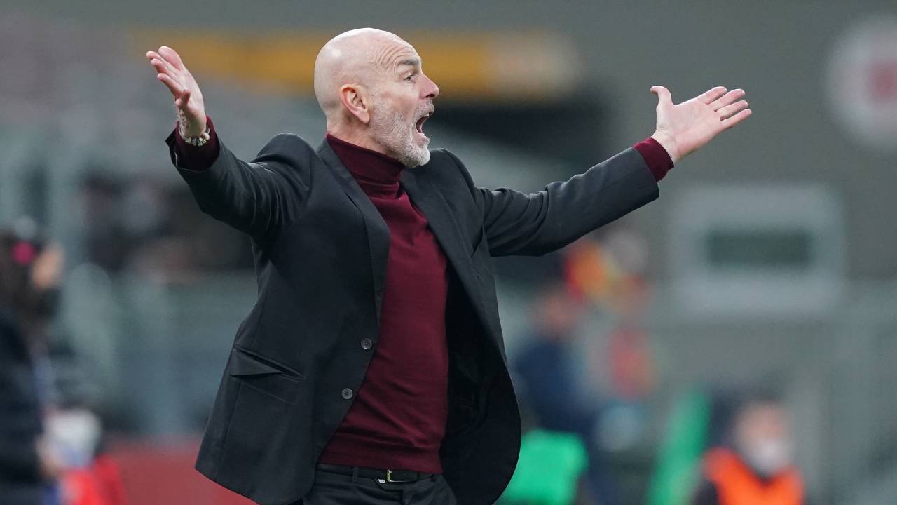 Pioli allarga le braccia e urla Milan