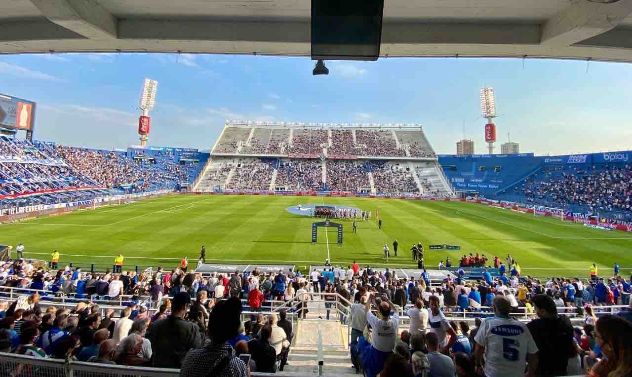 Lo stadio Amalfitani nel giorno di Vélez-San Lorenzo
