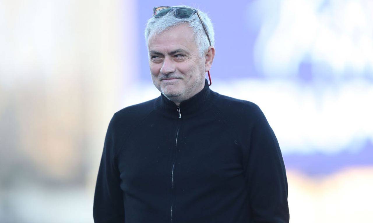 Mourinho sorridente in Empoli-Roma