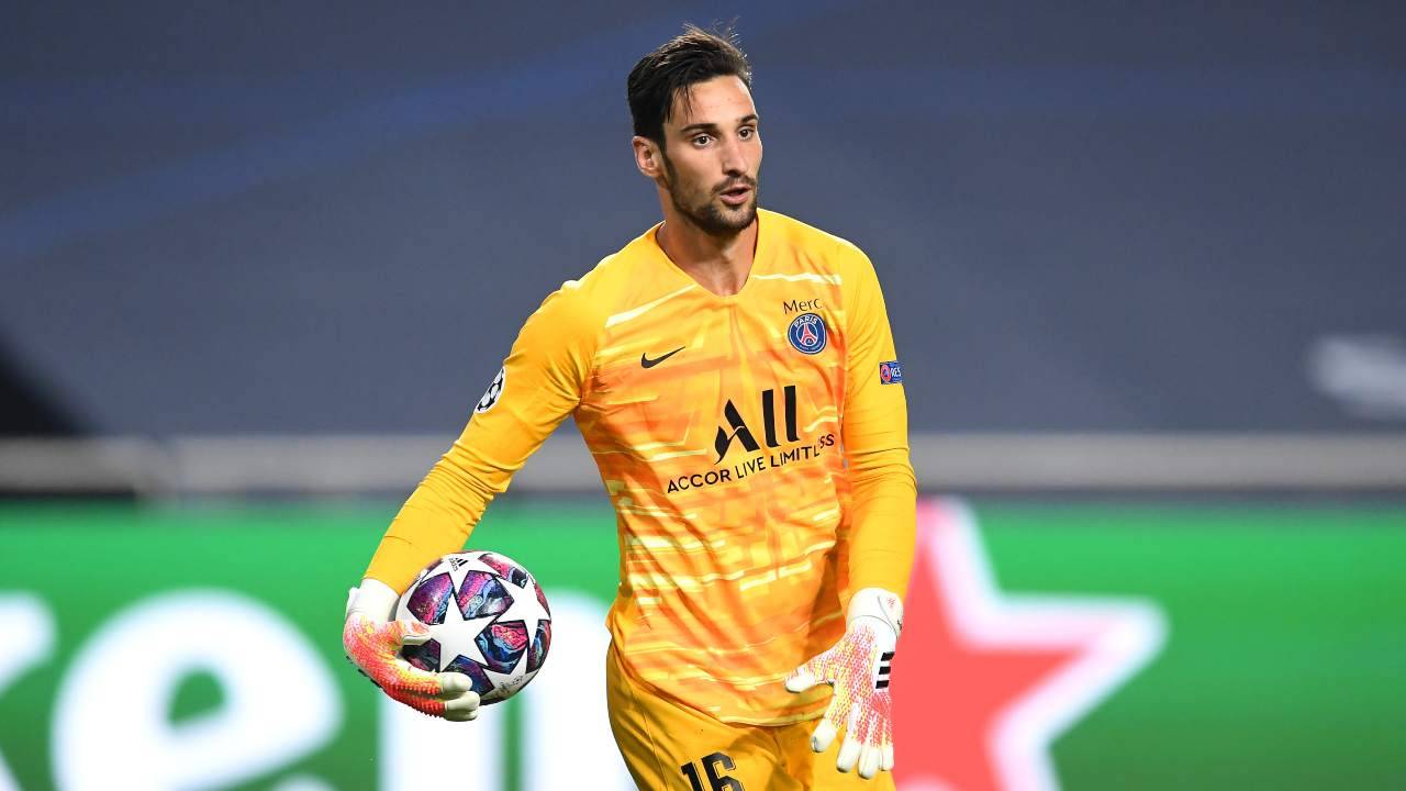 Sergio Rico in azione