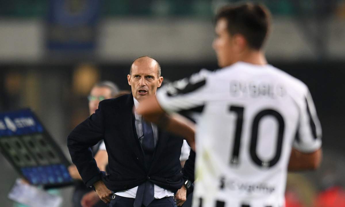 Allegri perplesso a bordo campo