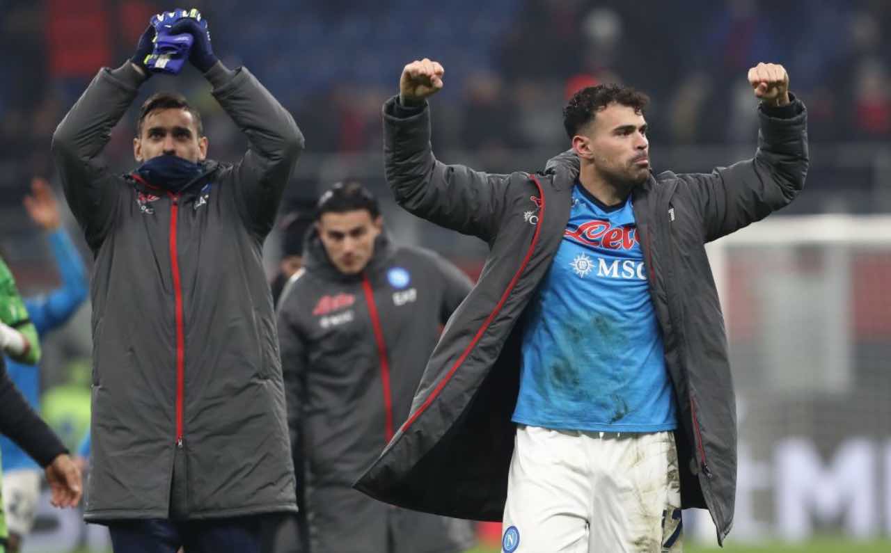 Petagna e Meret esultano dopo Milan-Napoli 