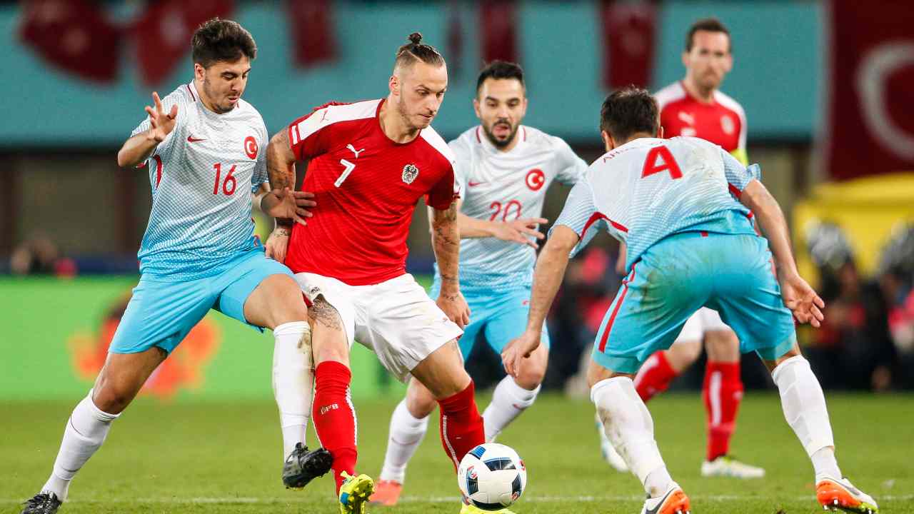 Austra-Turchia in campo