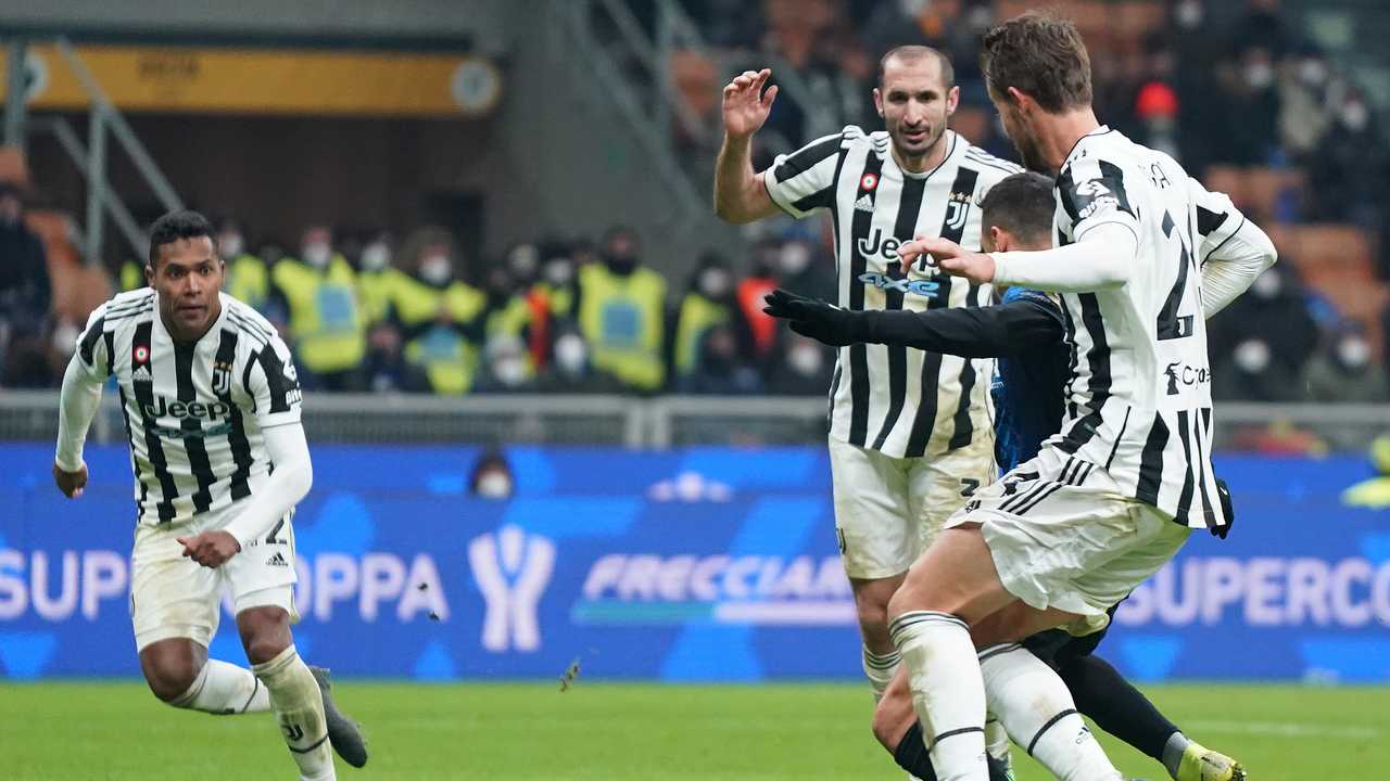 Azione di gioco durante Inter-Juventus