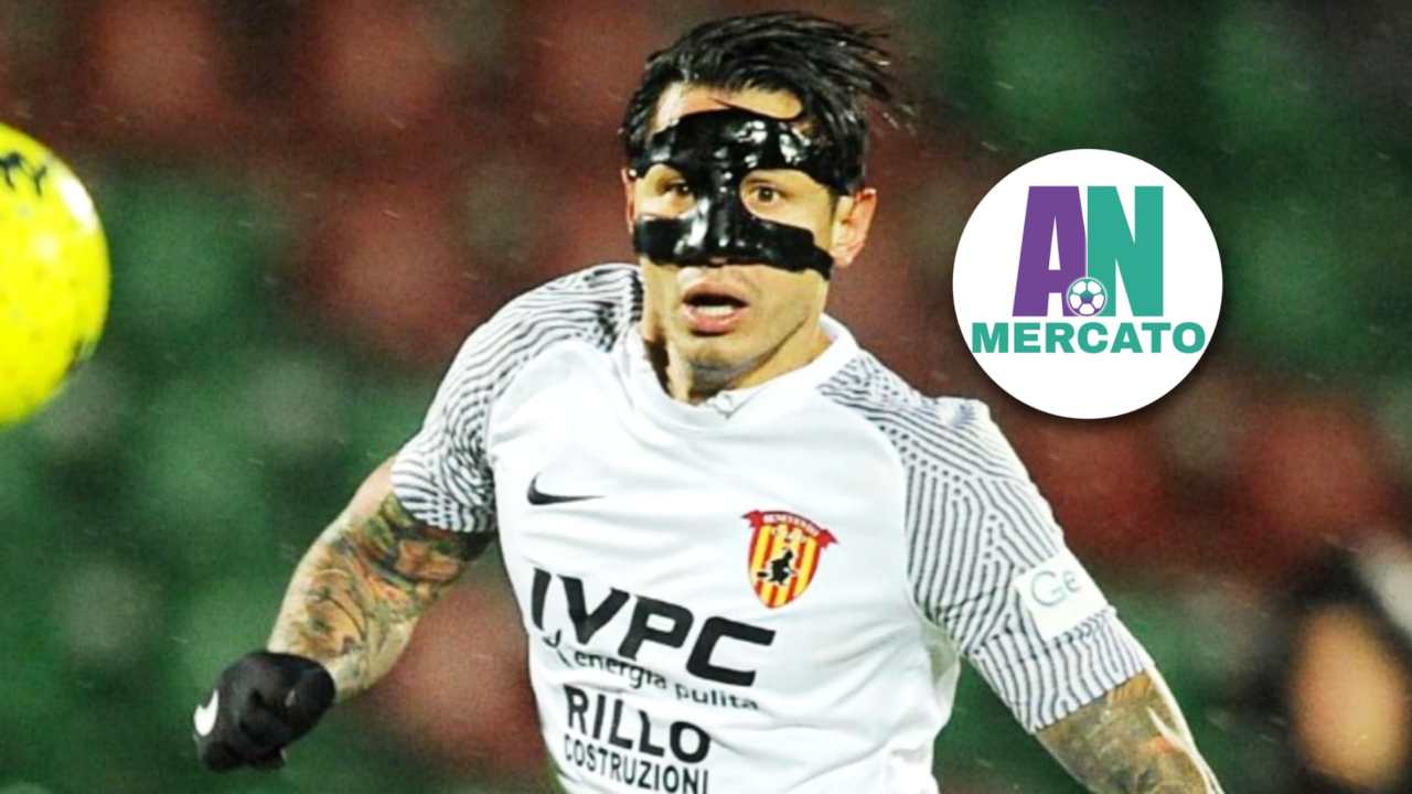 Lapadula con la maschera