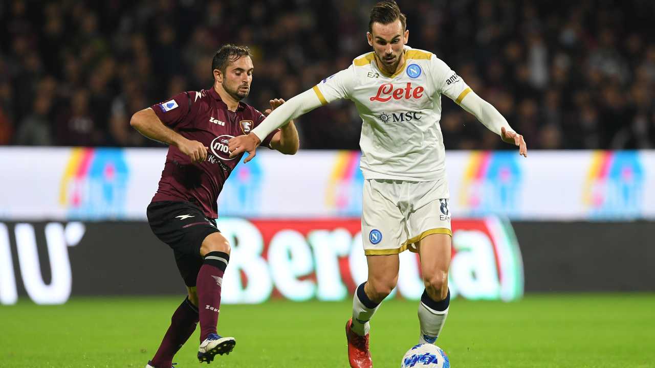 Schiavone e Fabian Ruiz in campo