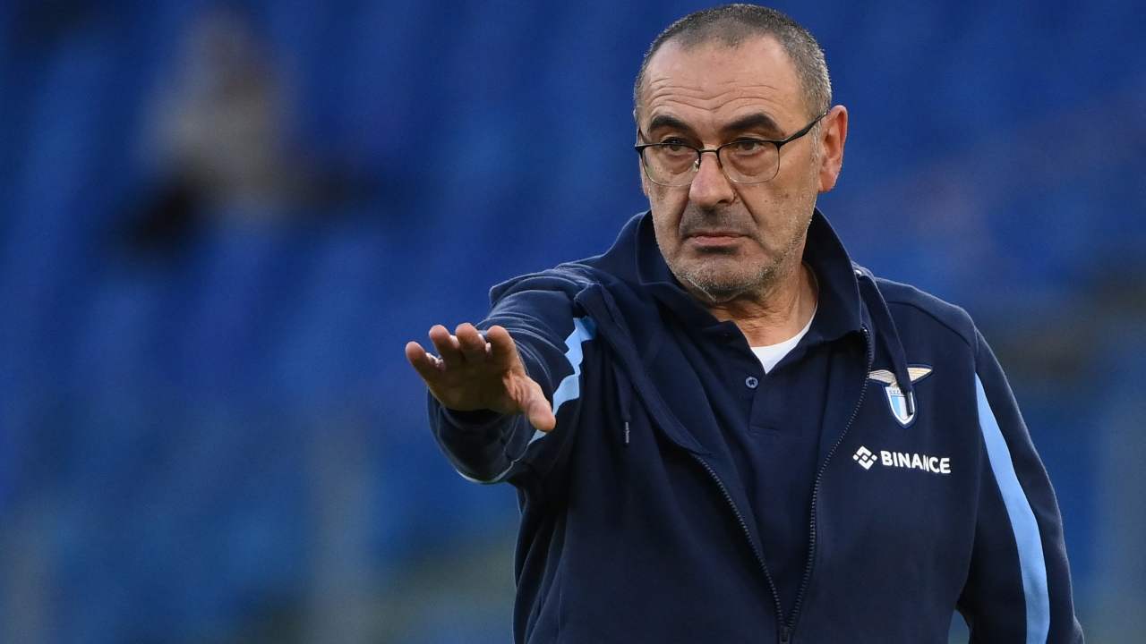 Maurizio Sarri pensieroso