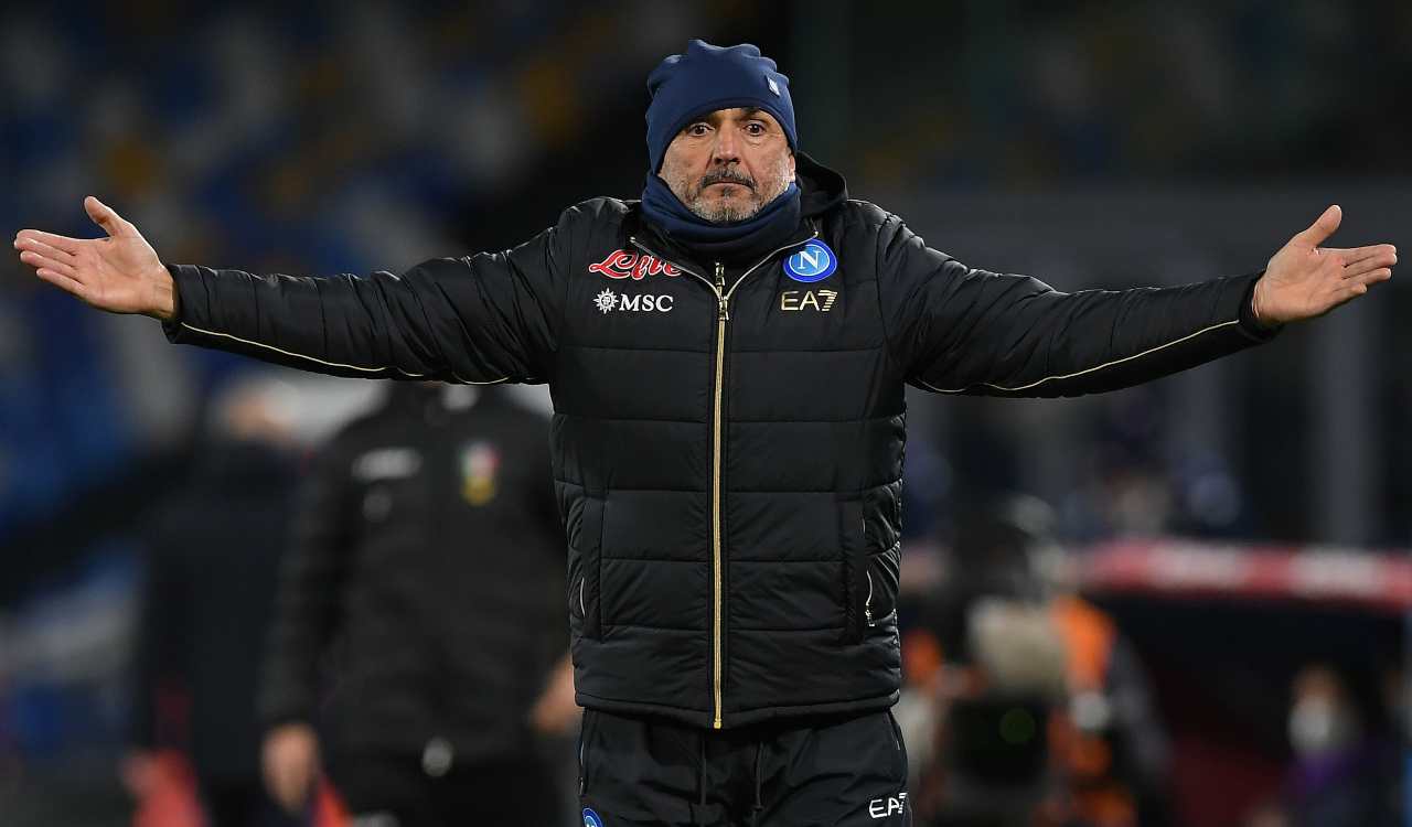 Spalletti allarga le braccia