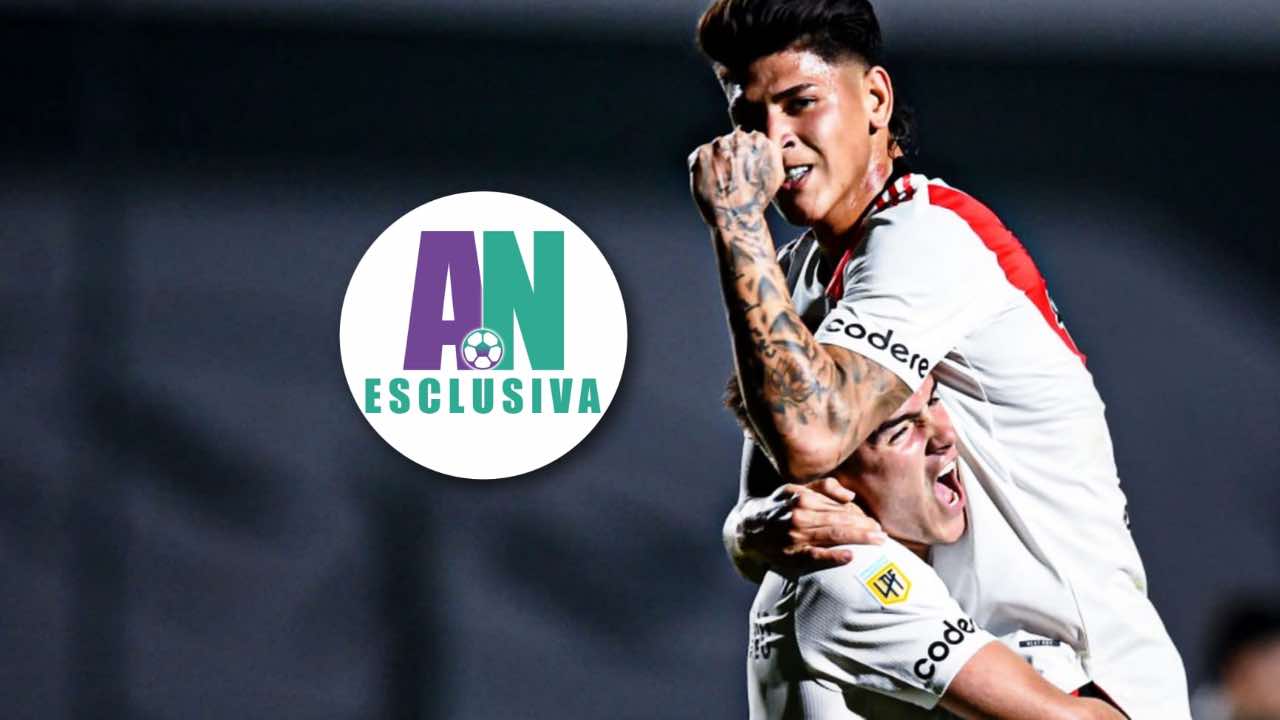 Jorge Carrascal esulta dopo un gol col River Plate