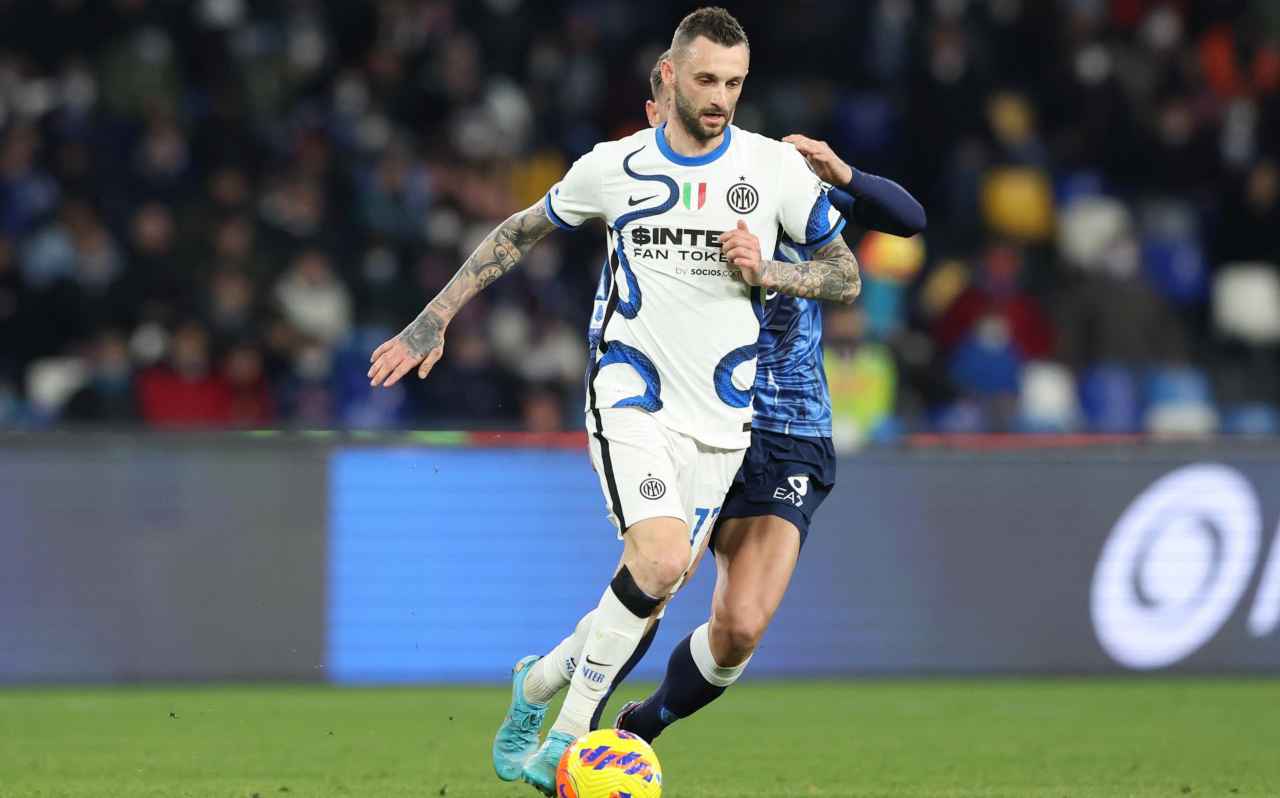 Brozovic porta palla 