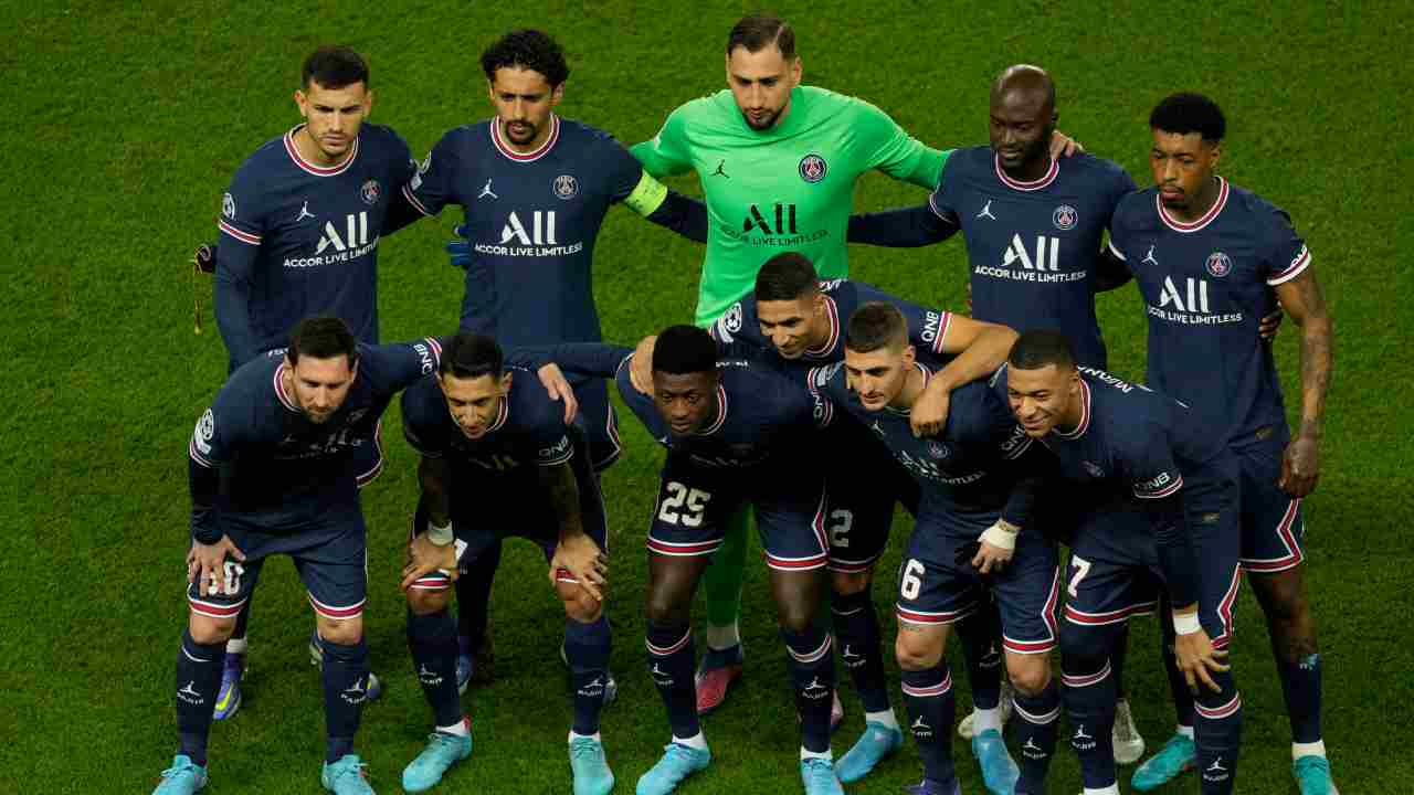 Squadra PSG in posa per la foto