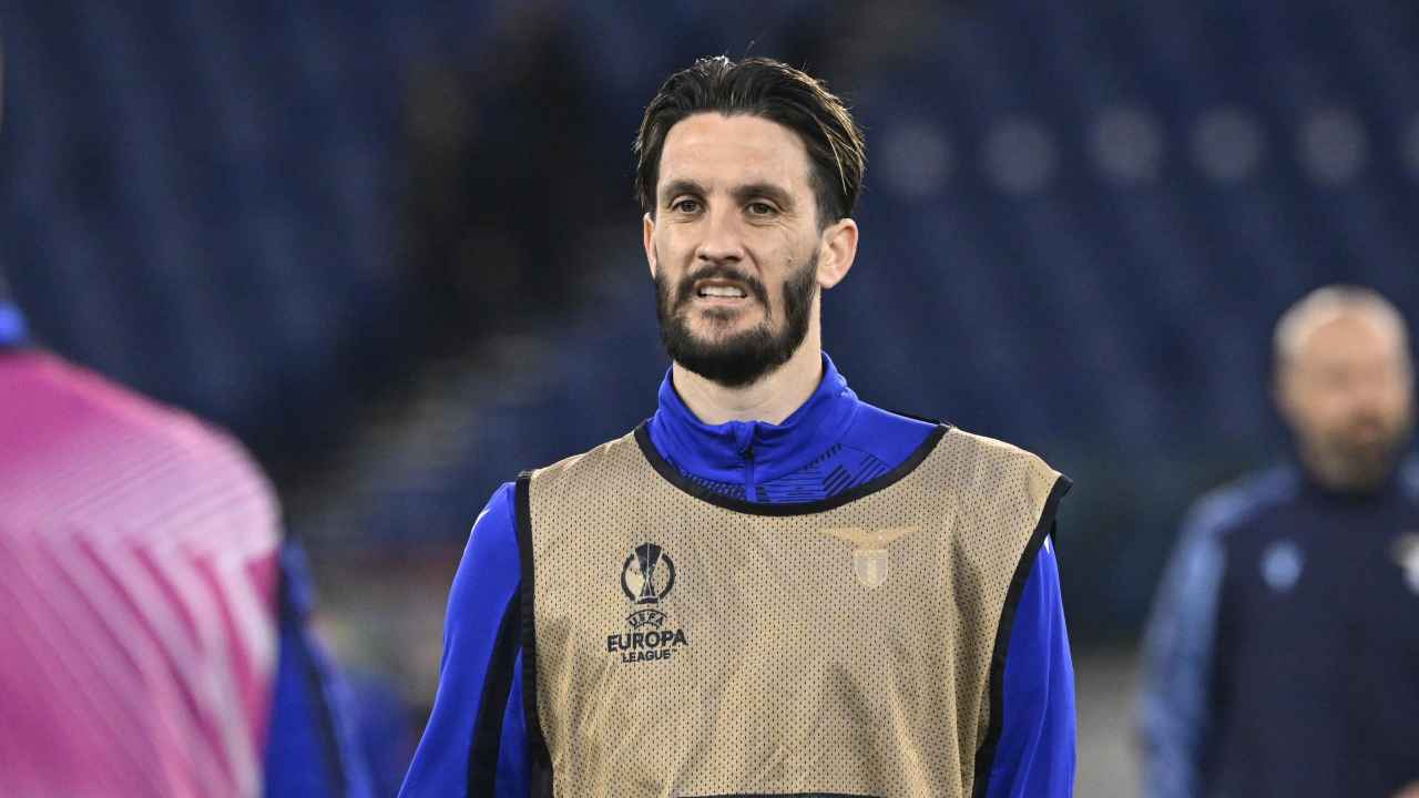 Luis Alberto con l'espressione sconsolata Lazio