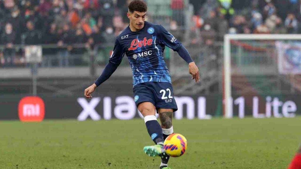 Giovanni Di Lorenzo con la maglia del Napoli