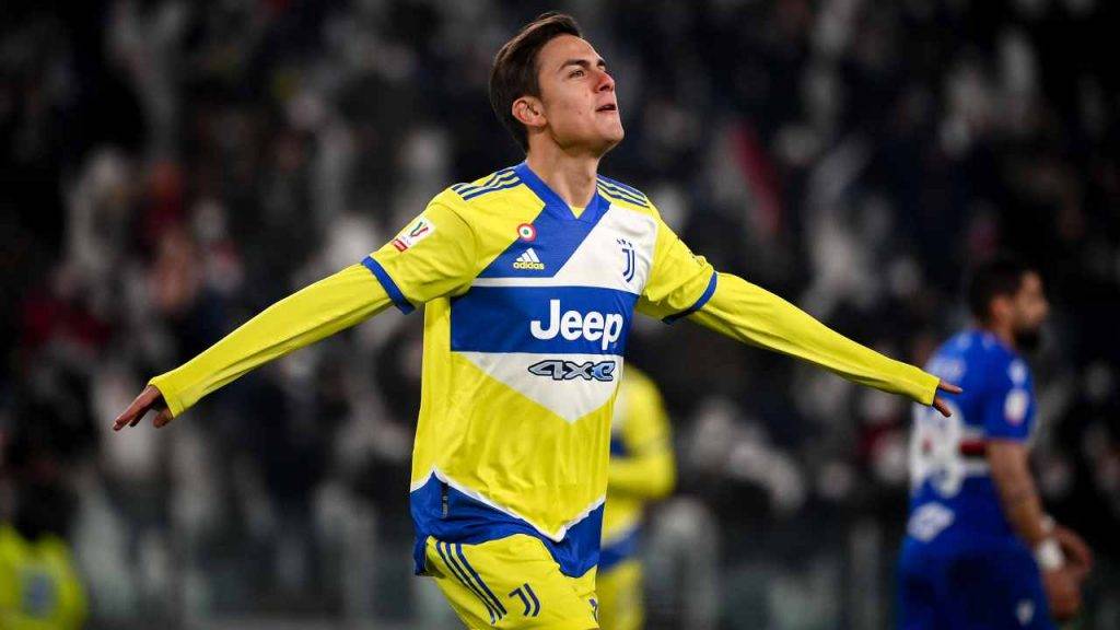 Paulo Dybala in rete con la Juventus