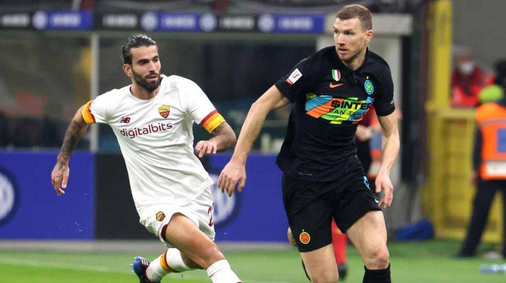 Sergio Oliveira e Dzeko in campo