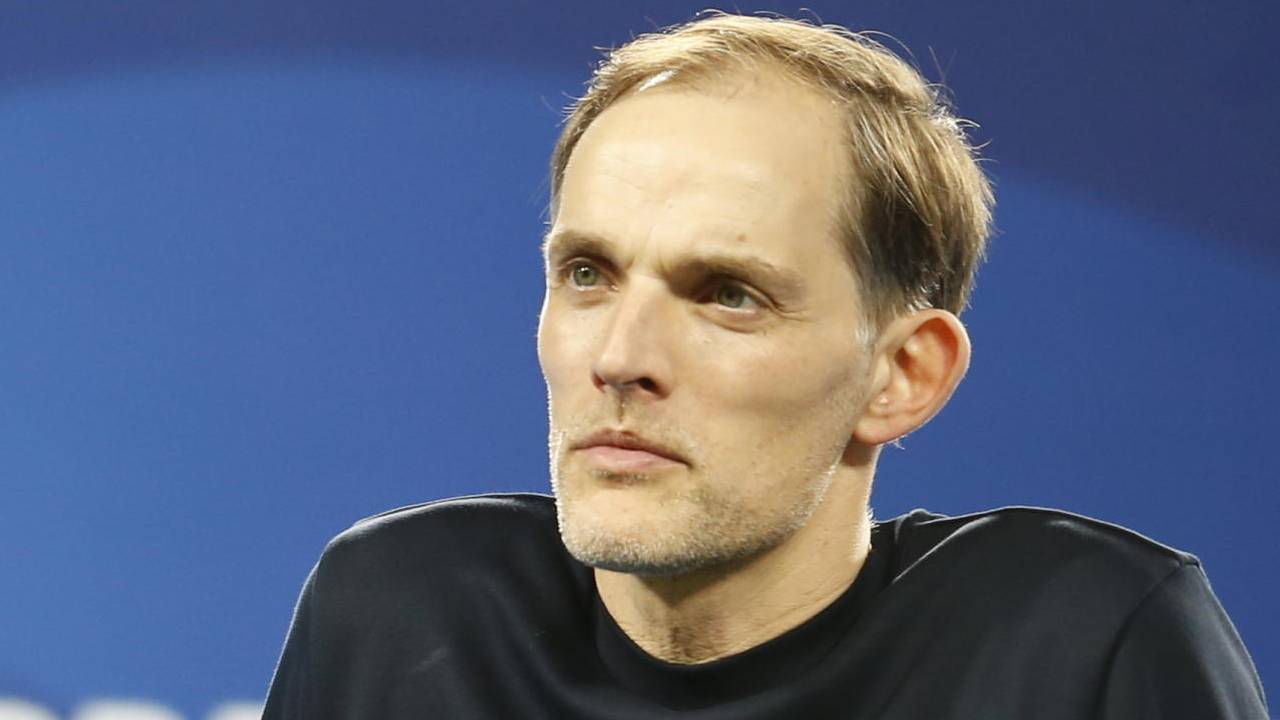 Tuchel osserva concentrato Chelsea