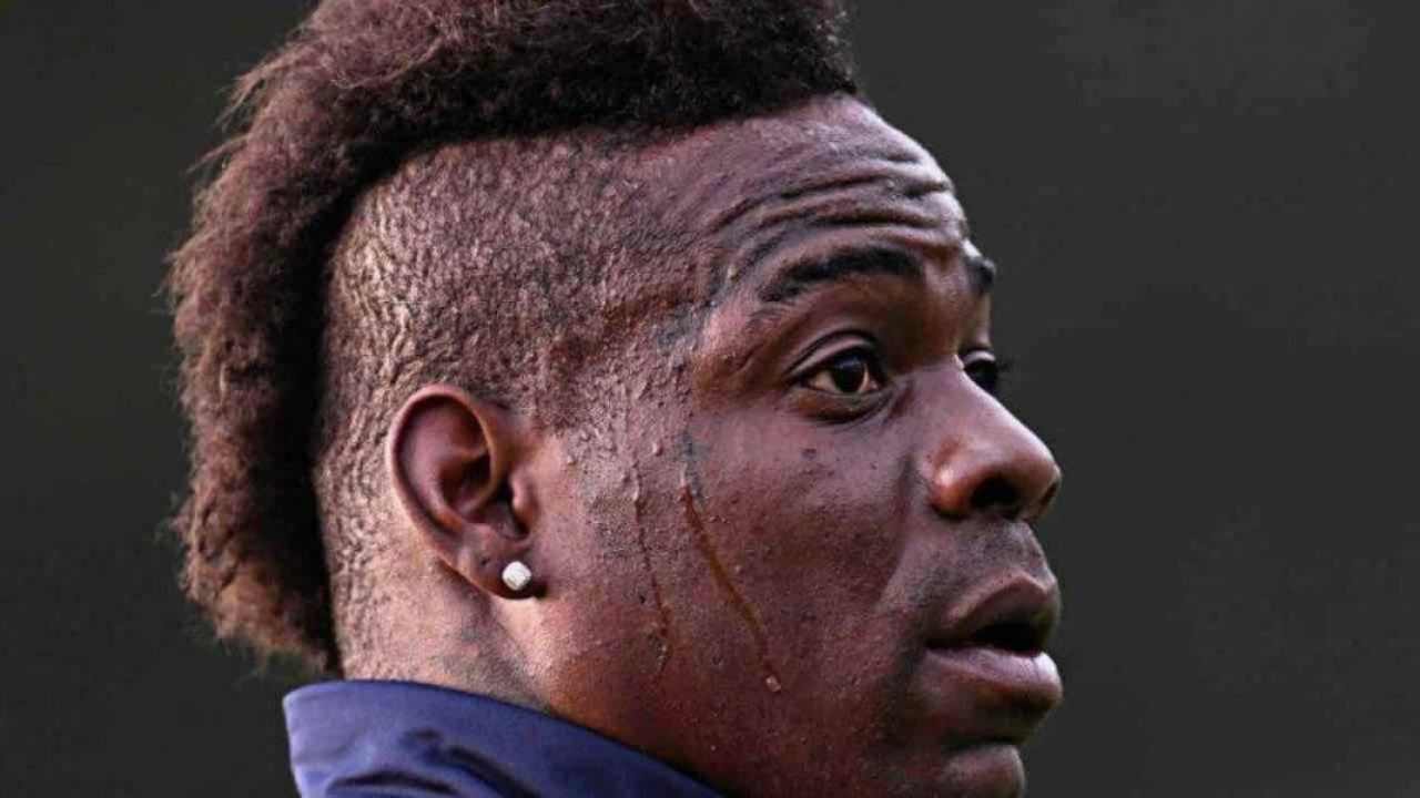 Balotelli guarda lontano concentrato