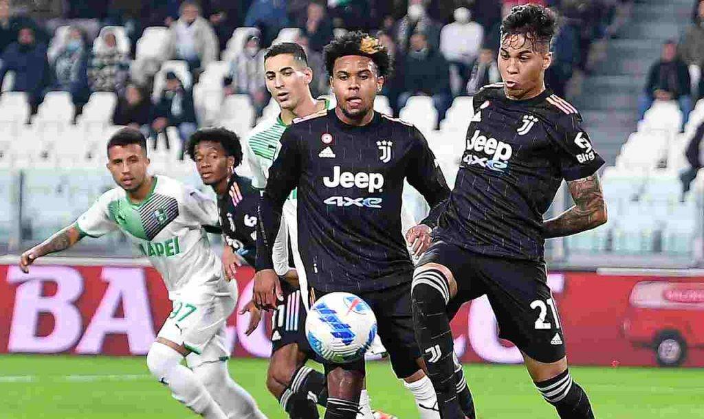 Juventus, Kaio Jorge e McKennie in azione