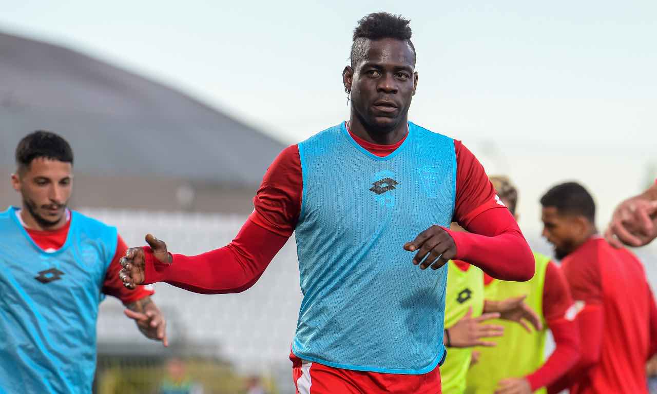 Mario Balotelli si allena