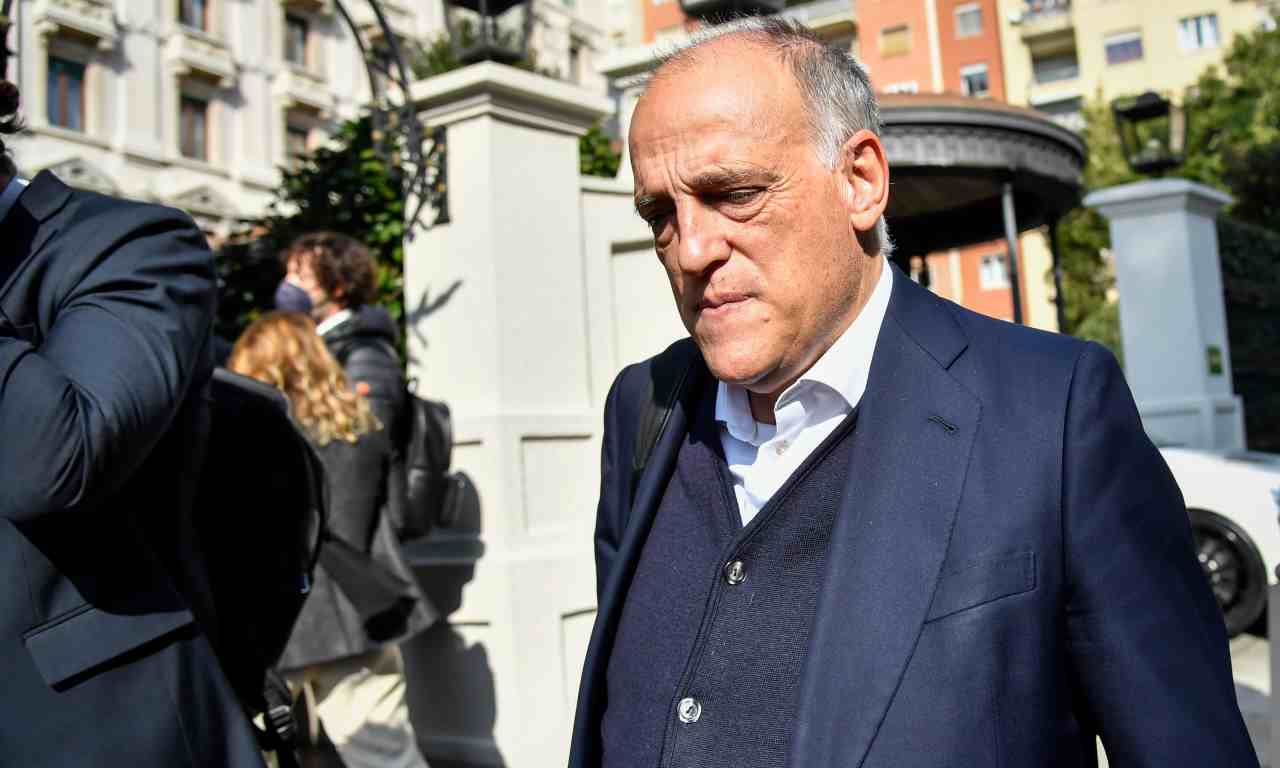 Tebas pensieroso 