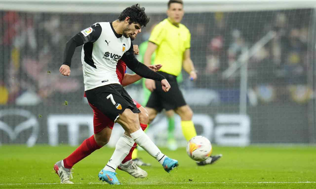 Guedes in azione col Valencia