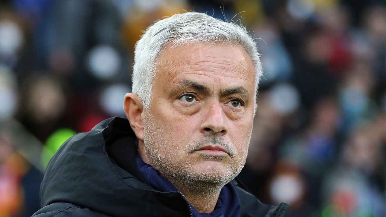 Mourinho preoccupato Roma