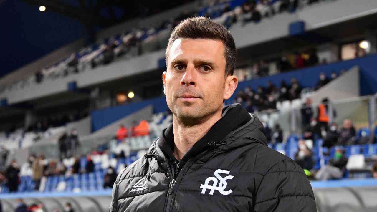 Thiago Motta pensieroso Spezia