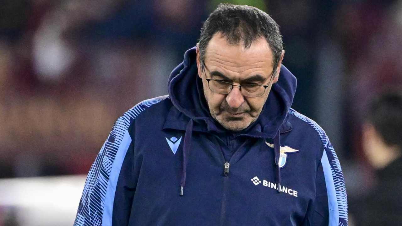 Maurizio Sarri pensieroso