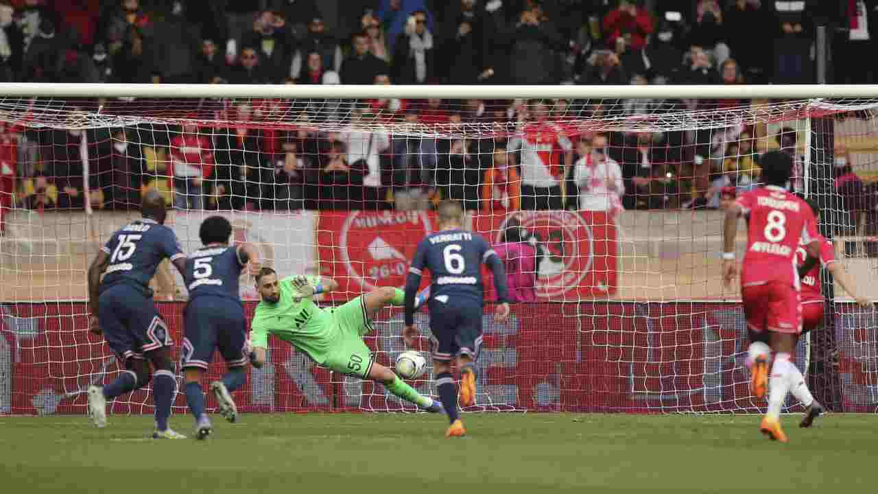 Donnarumma battuto dal calcio di rigore di Ben Yedder