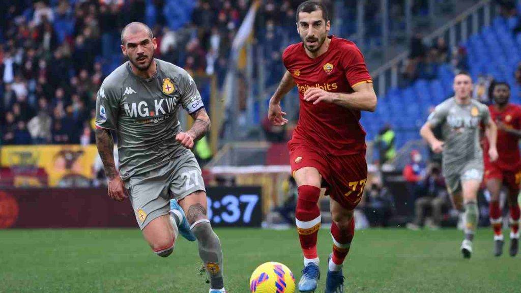 Mkhitaryan in azione con la Roma