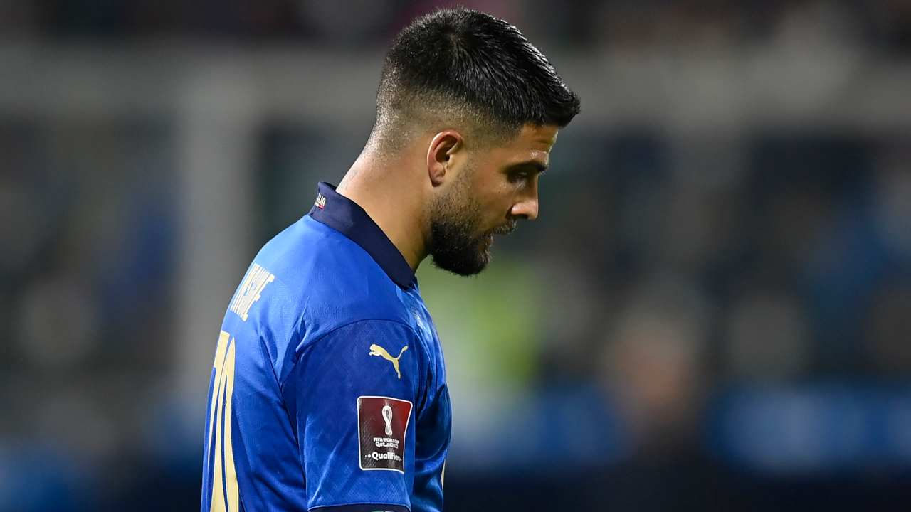 Insigne a testa bassa