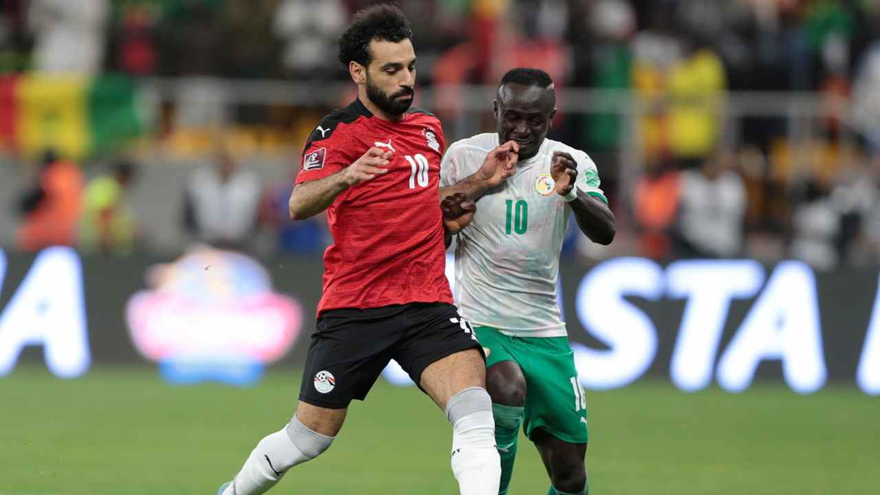 Salah e Mané scontro di gioco (Ansa Foto)