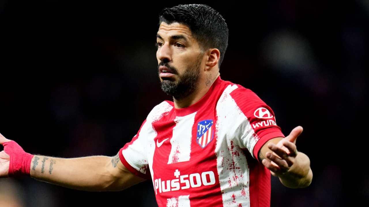 Suarez allarga le braccia Atletico Madrid