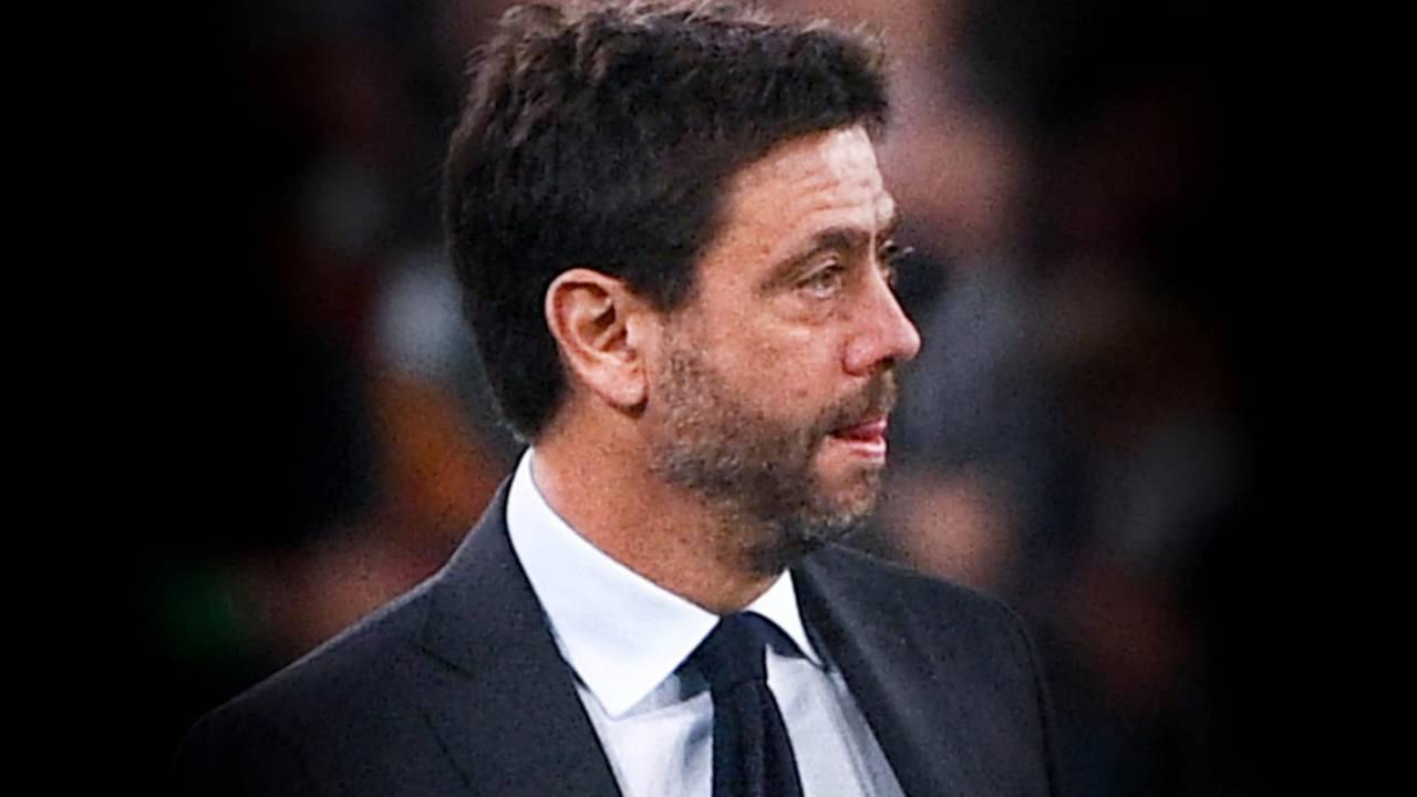 Agnelli guarda preoccupato Juventus