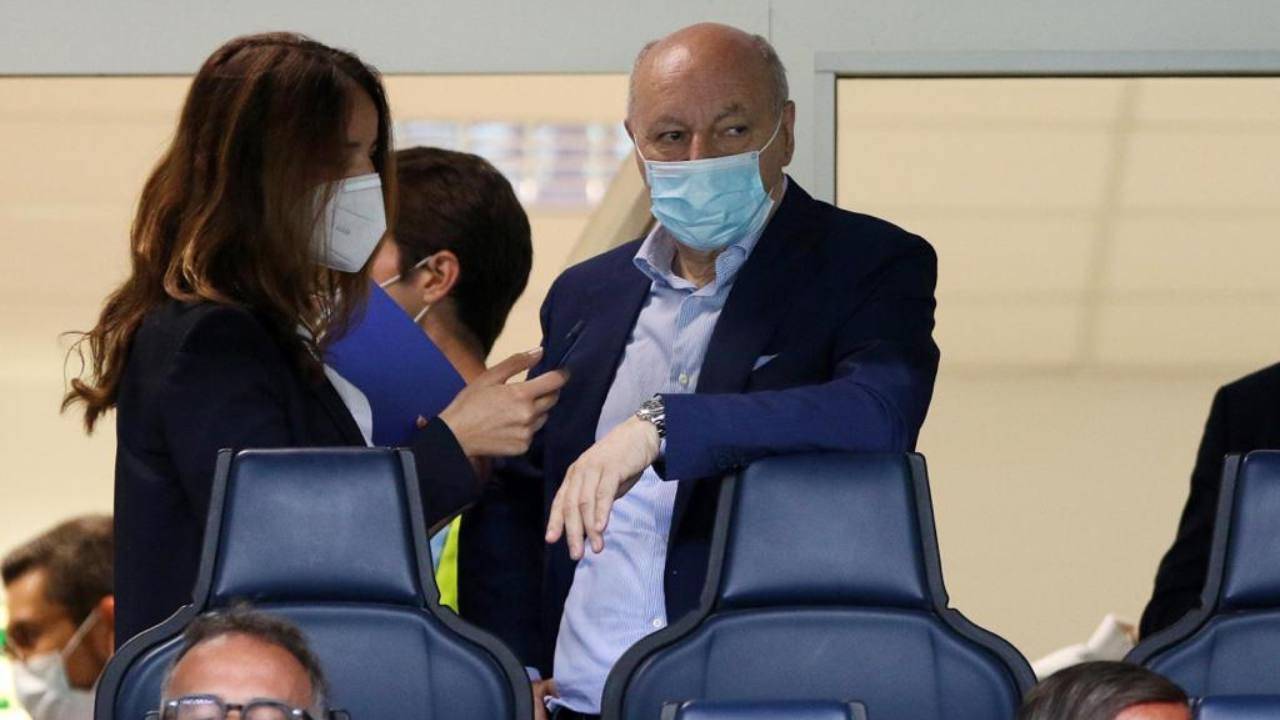 Beppe Marotta in tribuna