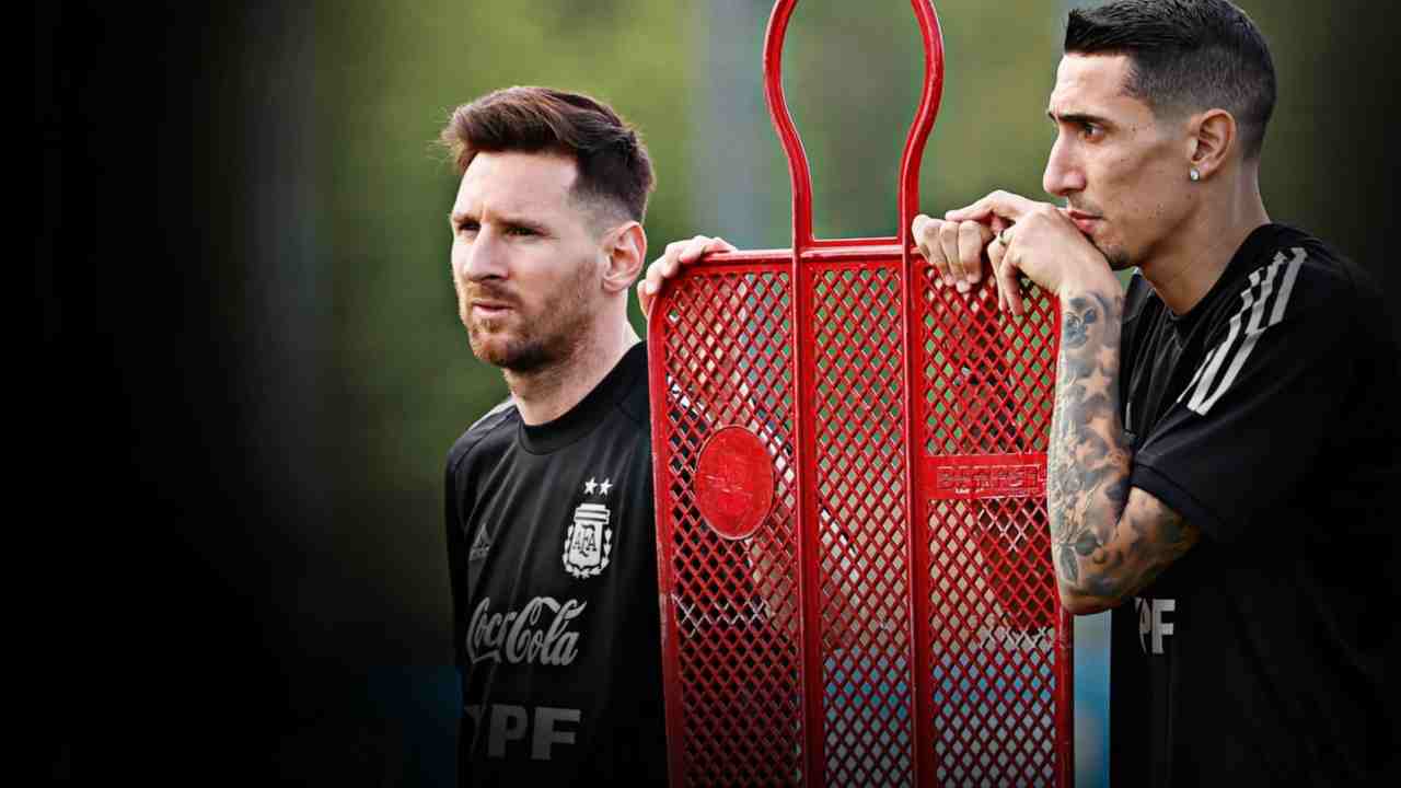 Messi e Di Maria durante un allenamento con l'Argentina