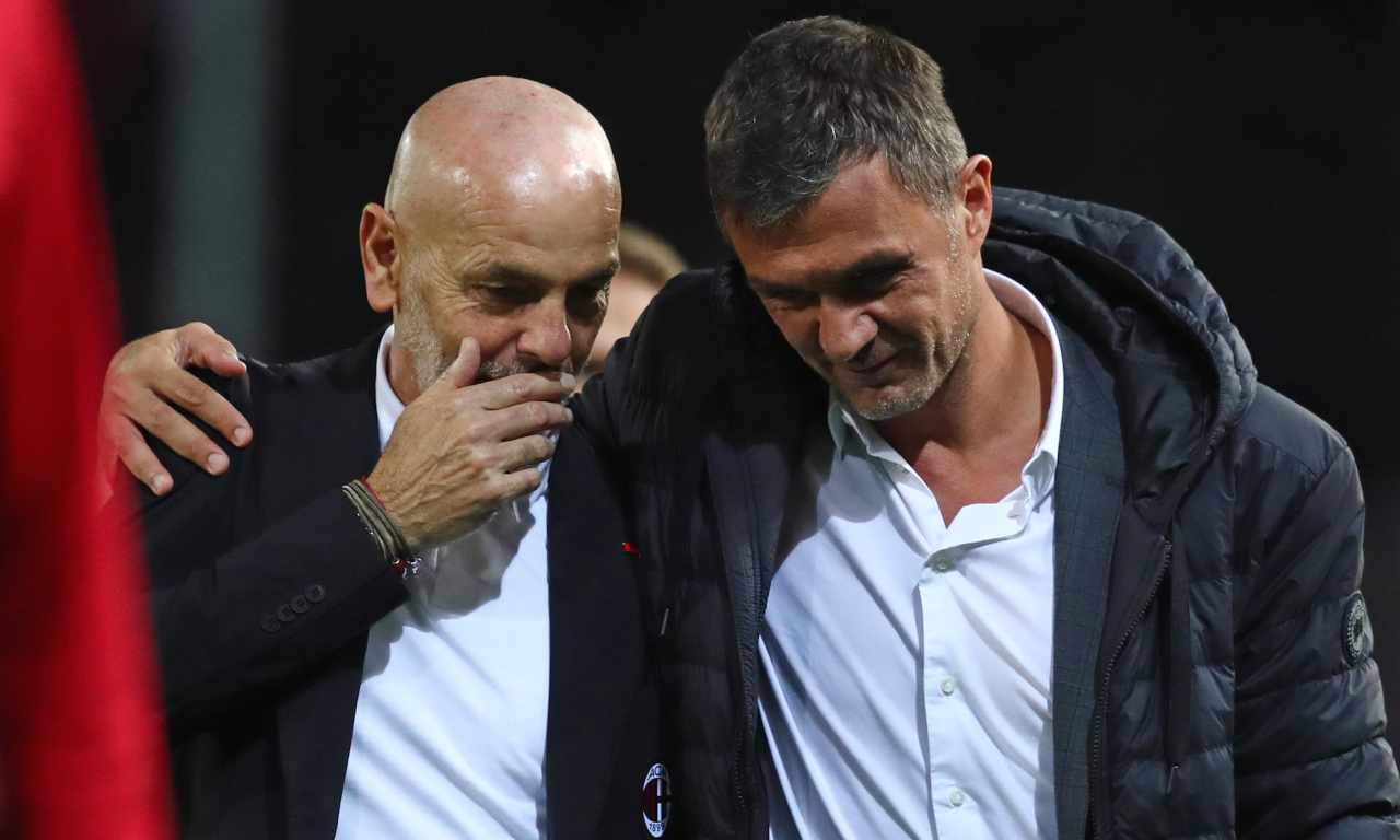 Milan, Maldini e Pioli abbracciati